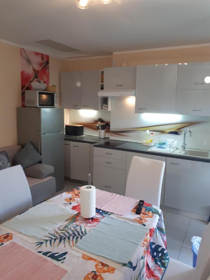 Apartment Lucija Kostrena Ngoại thất bức ảnh